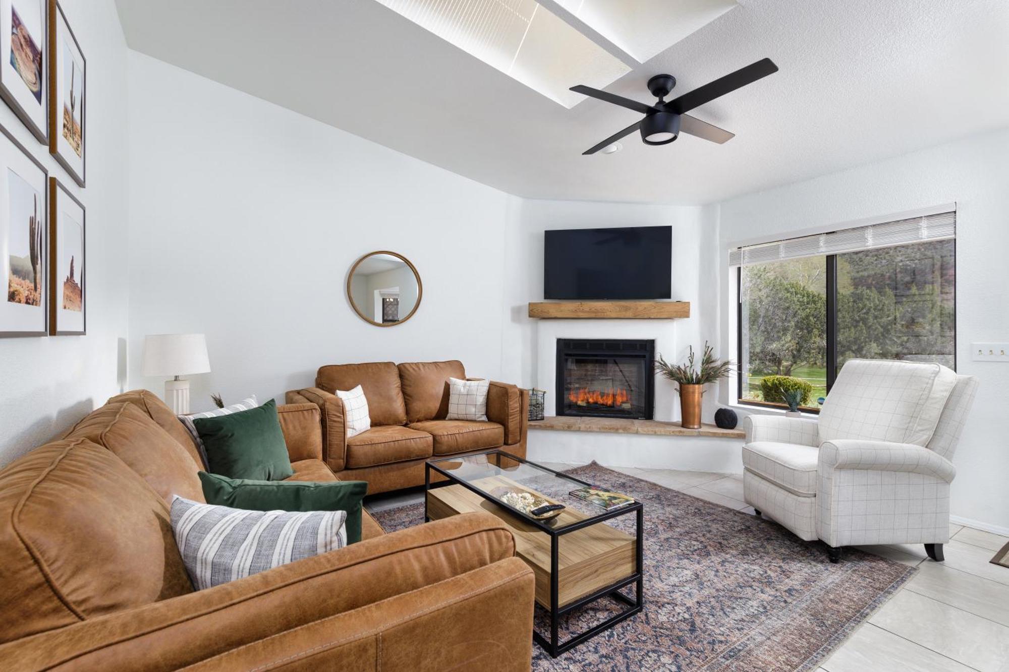 Holiday home Stylish Townhome On Golf Course Red Rock View *